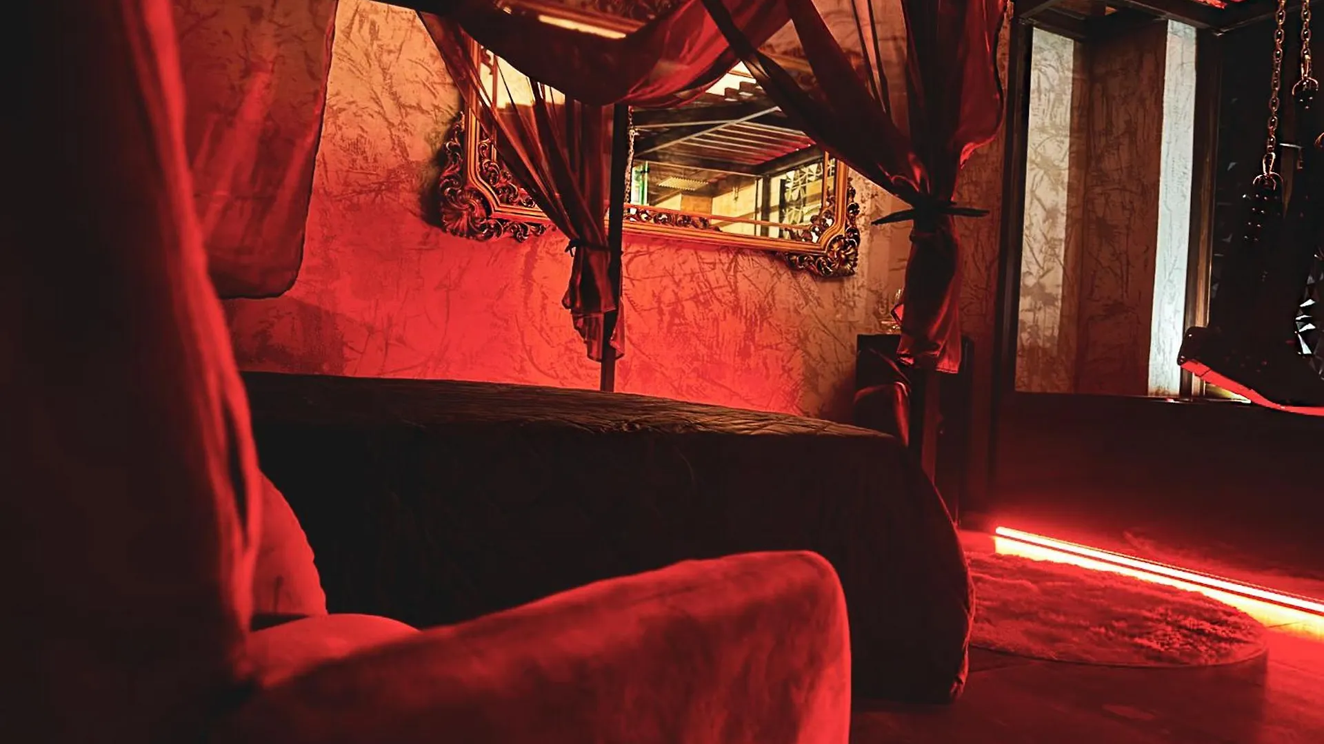Black Hole Rooms Catania